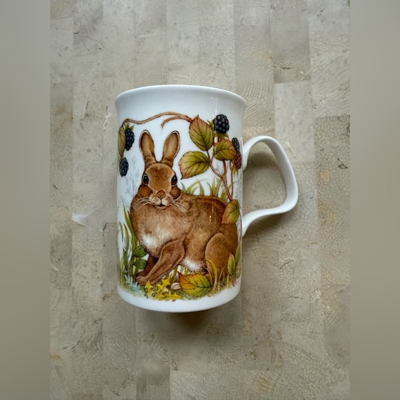 Roy Kirkham Other - Roy Kirkham Fine Bone China England Rabbit BlackBerry Coffee Tea Mug Collectible